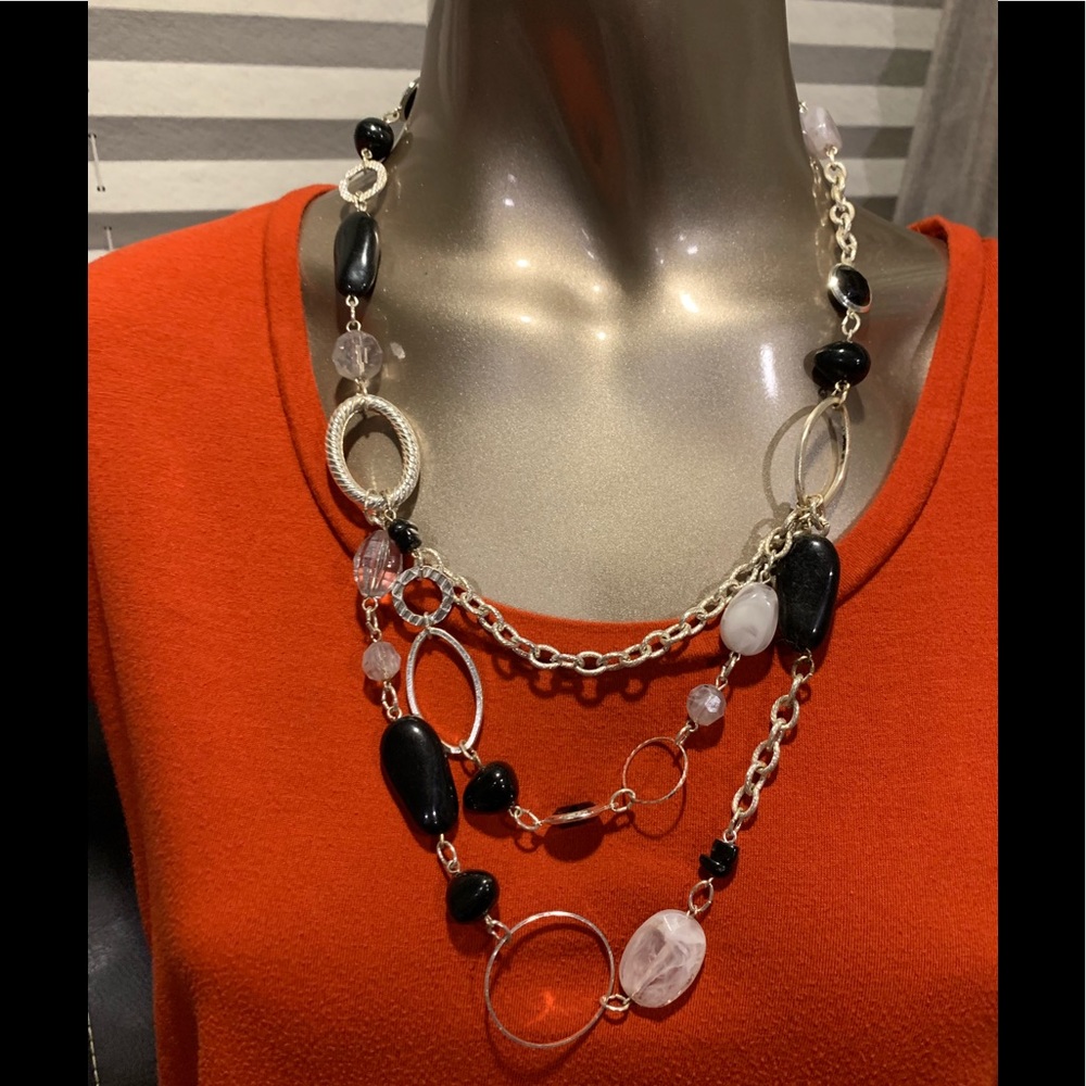 Super cute necklace💥